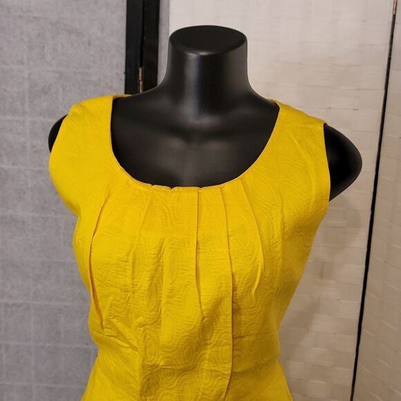 BRAND NEW WORN PLEATED FRONT SLEEVELESS WOMEN"S DRESS - Picture 12 of 14